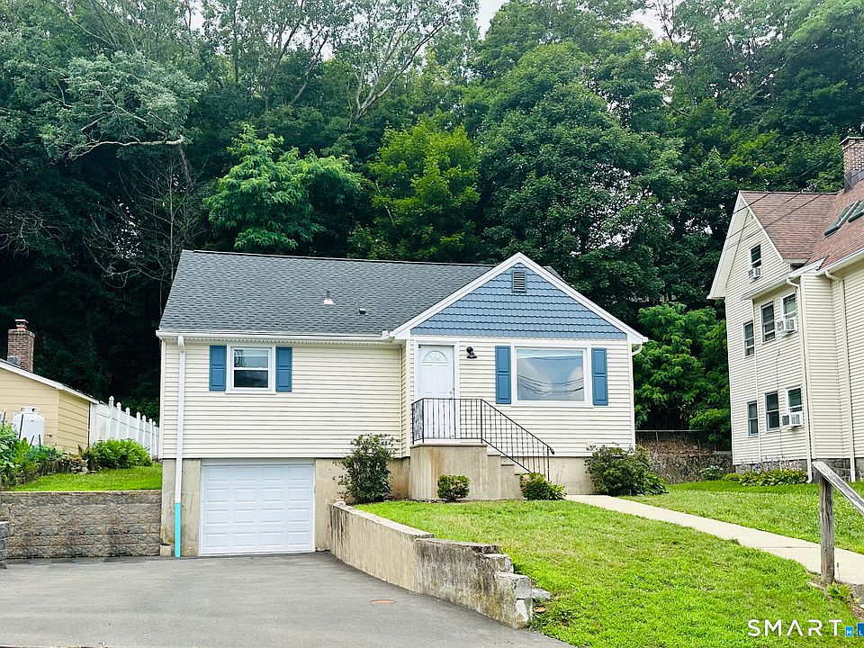1st image of 136 Hillside Ave