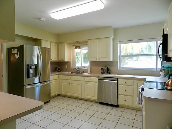5th image of 6847 4th St S