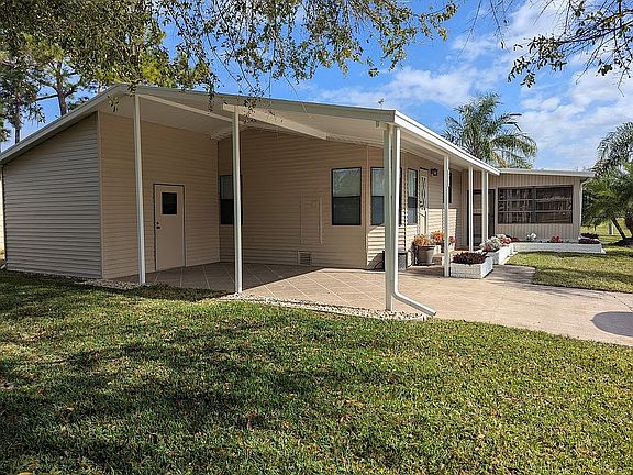 2nd image of 305 Sunbird Sq