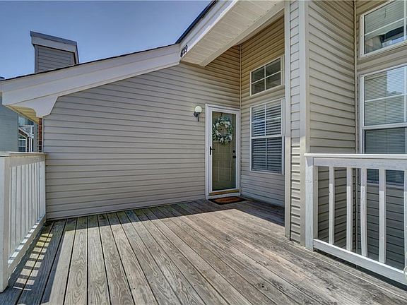 2nd image of 4129 Laurel Green Cir