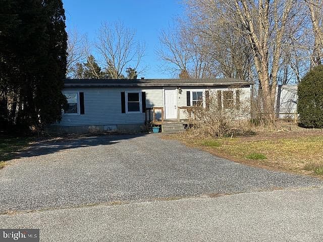 2nd image of 19213 E Meadowview Dr