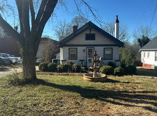 2318 N Main Ave, Newton, NC 28658