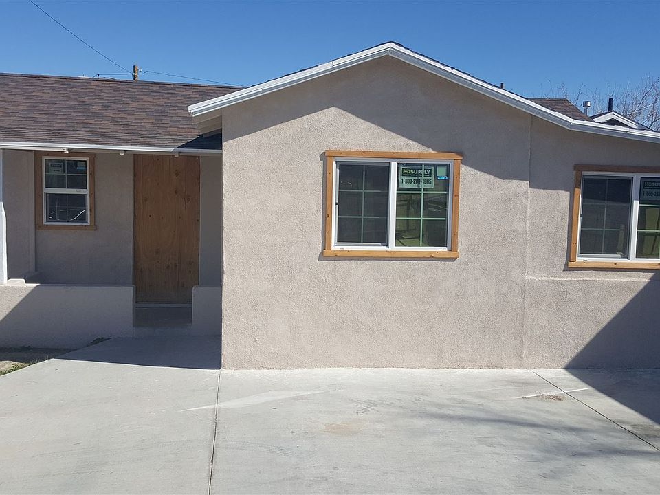 1st image of 15471 4th St