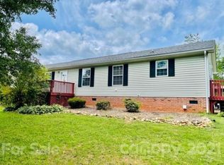 1828 Pine Hollow Pl SE, Hudson, NC 28638