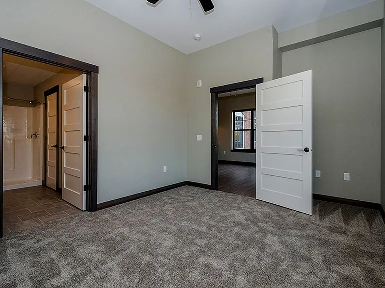 Depot Building C Luxury Rentals — Photo 26