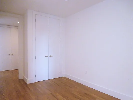 Rented by Bold New York | media 12