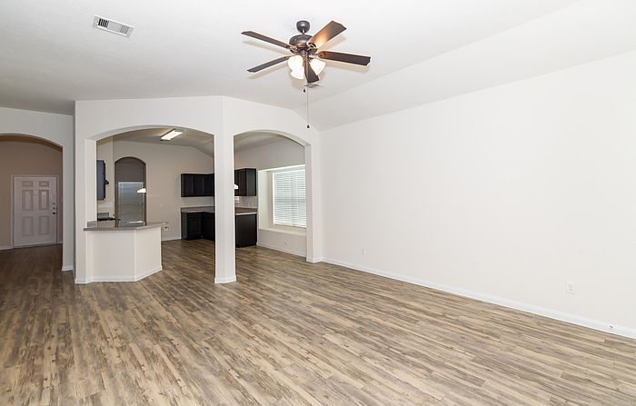 1st image of 2522 Camarilla Ln