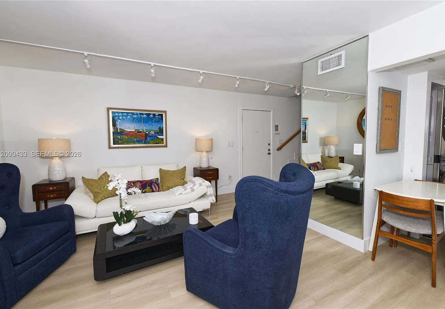 Alca Condo — Photo 3