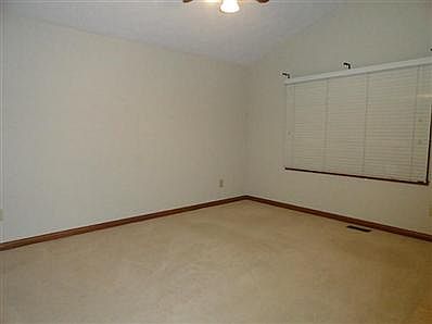 5th image of 1338 Country Creek Cir