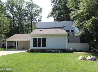 9329 Raintree Rd, Burke, VA 22015