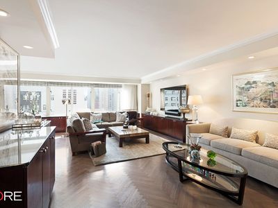 200 E 57th St APT 17G, New York, NY, 10022