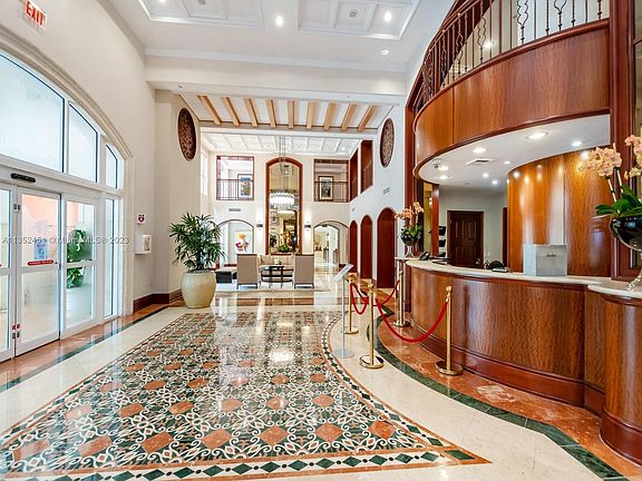 4th image of 789 Crandon Blvd APT 502