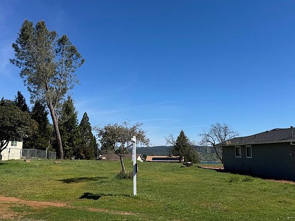 2nd image of 10699 Fairway Drive