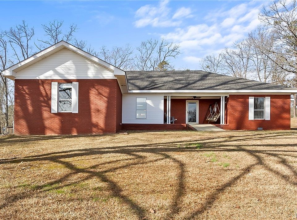 1st image of 15111 Unicorn Dr