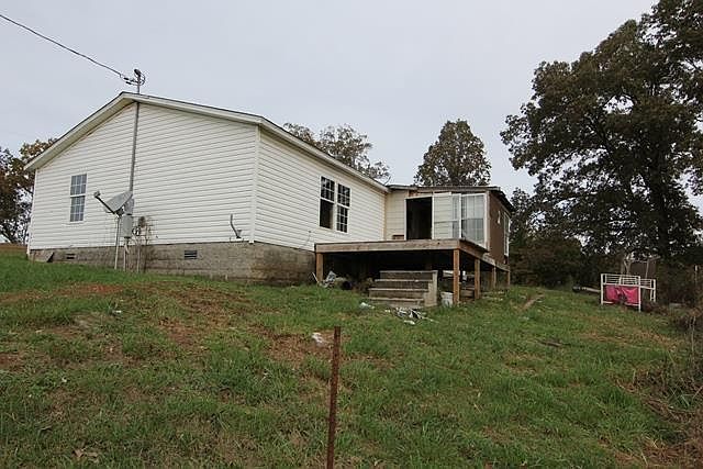 2nd image of 4751 Lylewood Rd