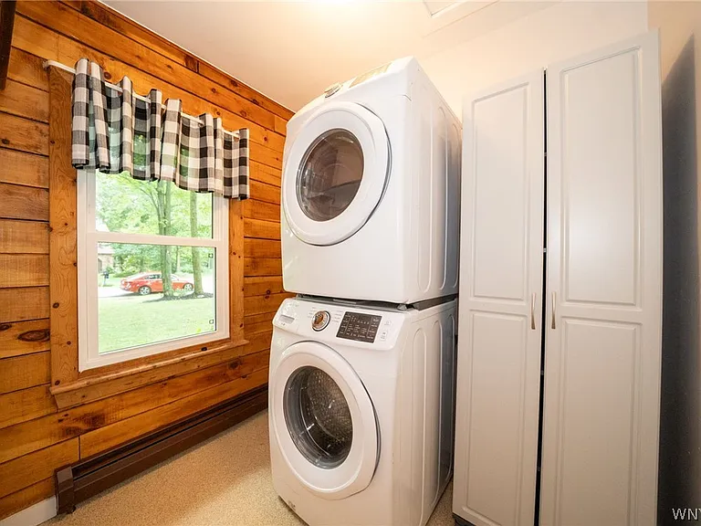 8376 Cobblestone Ct — Photo 28