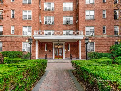 68-37 108th St #3E, Queens, NY, 11375