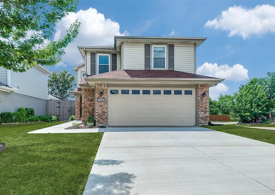 1st image of 3723 Clover Hill Ln