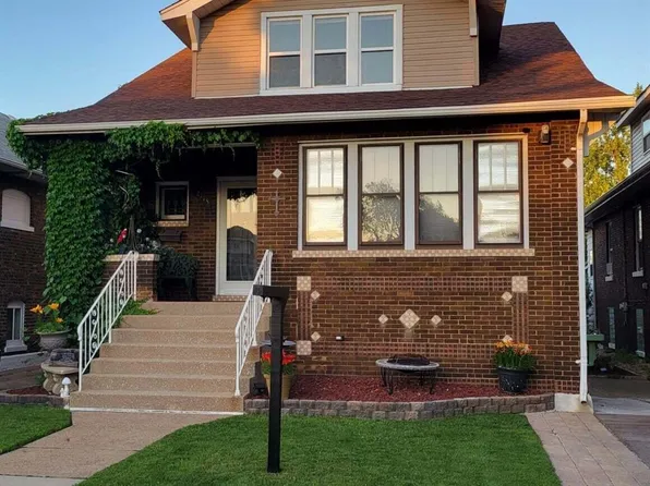 2115 Lincoln Ave, Whiting, IN 46394