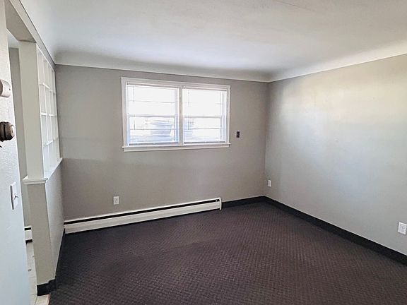 4th image of 183 Annapolis St W APT 7