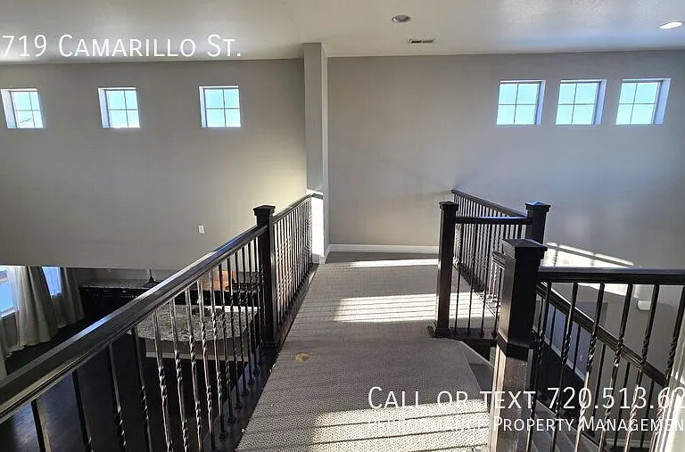 11719 Camarillo St — Photo 11
