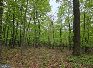 1100 Roberts Rd, Great Cacapon, WV 25422