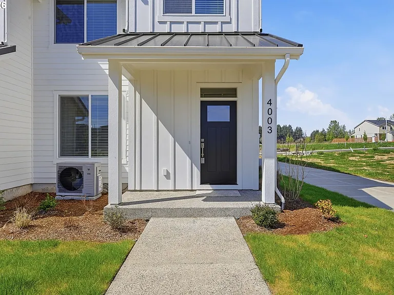 4003 SW Royal Ave — Photo 3