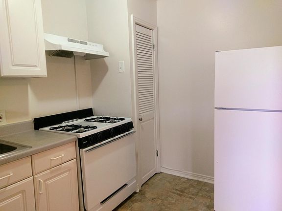 4th image of 3717 Fairfax Ave APT A