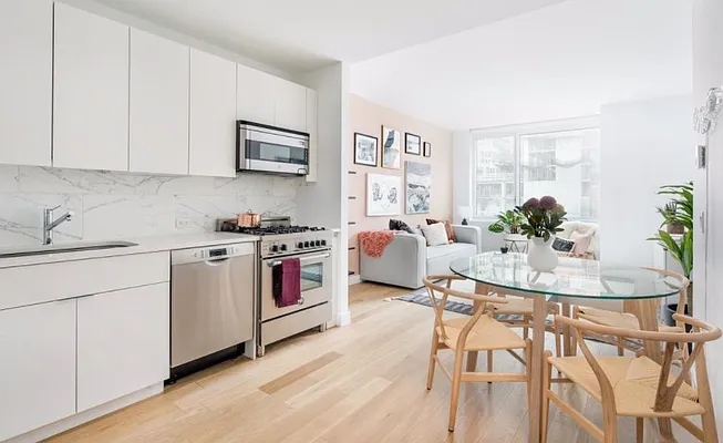 Rented by Bold Marketing | media 11