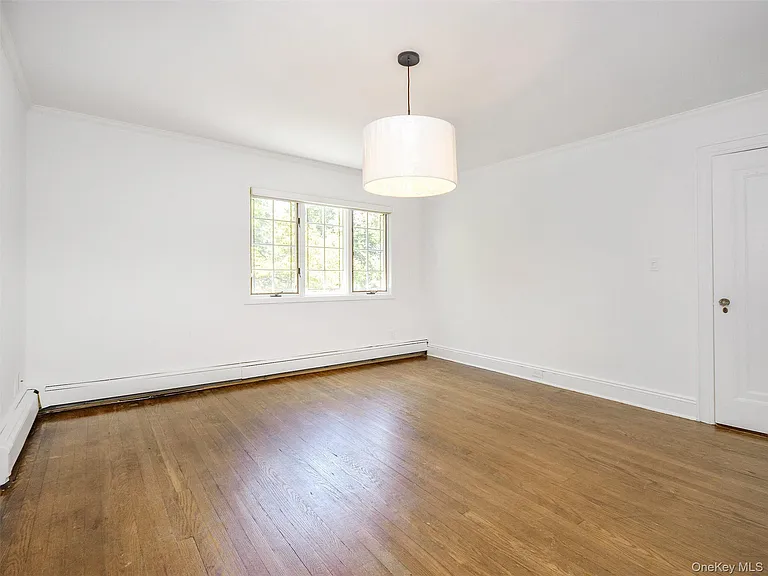 121 Hillcrest Ave — Photo 24