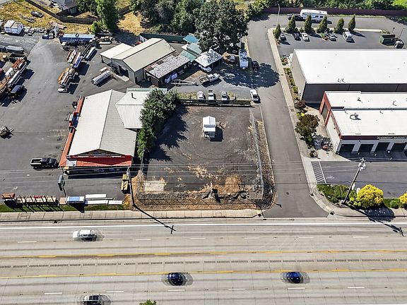 2nd image of 58389 Columbia River Hwy