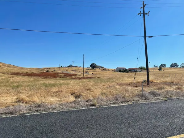 707 Ranchito Dr, La Grange, CA 95329