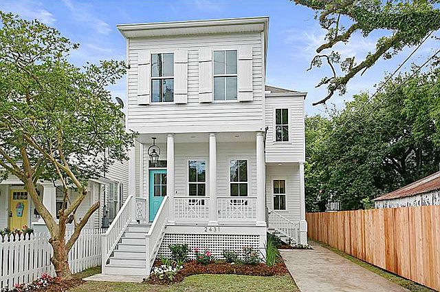 1st image of 2431 Fern St