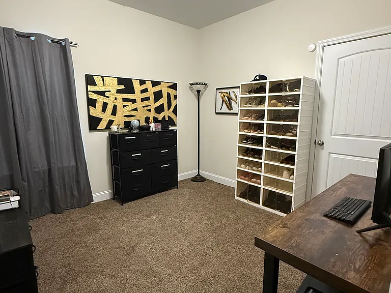 154 Taylors Creek Dr — Photo 5