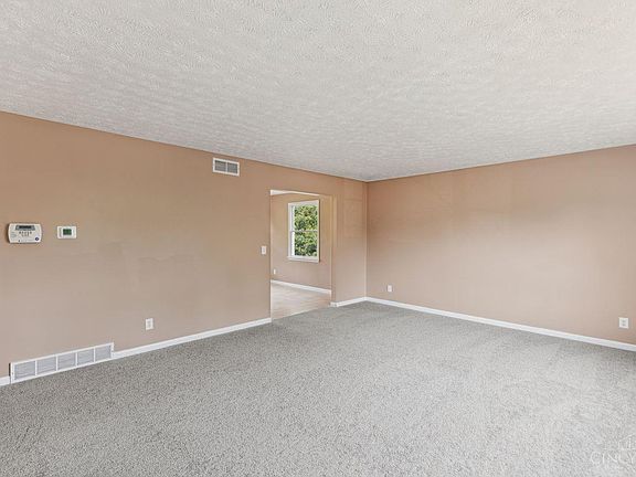 4th image of 652 Glenway Dr