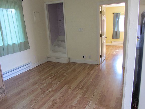4th image of 122 W Forest Ave