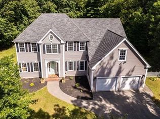 16 Steven Dr, Sutton, MA 01590