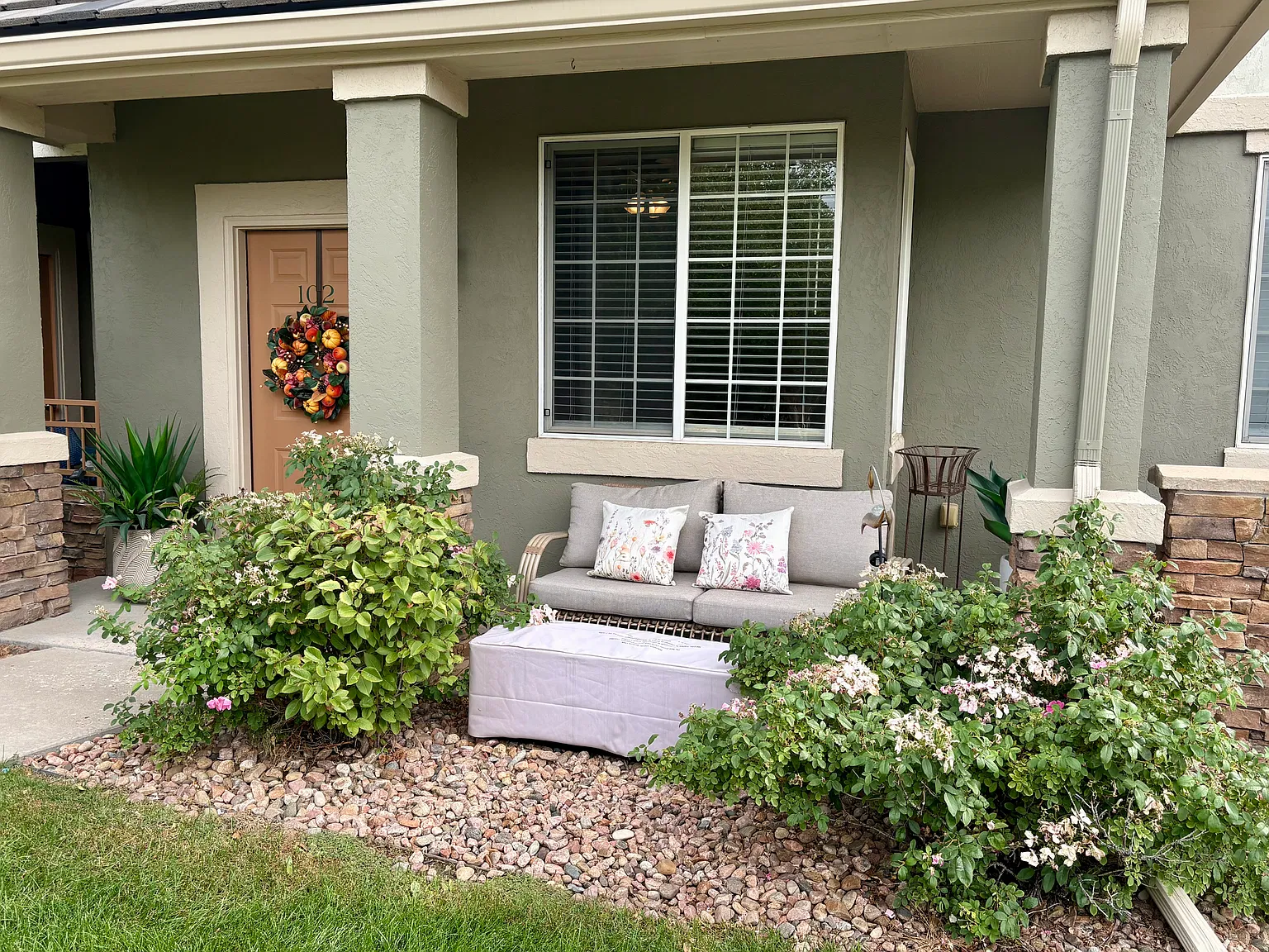 22580 E Ontario Dr — Photo 2