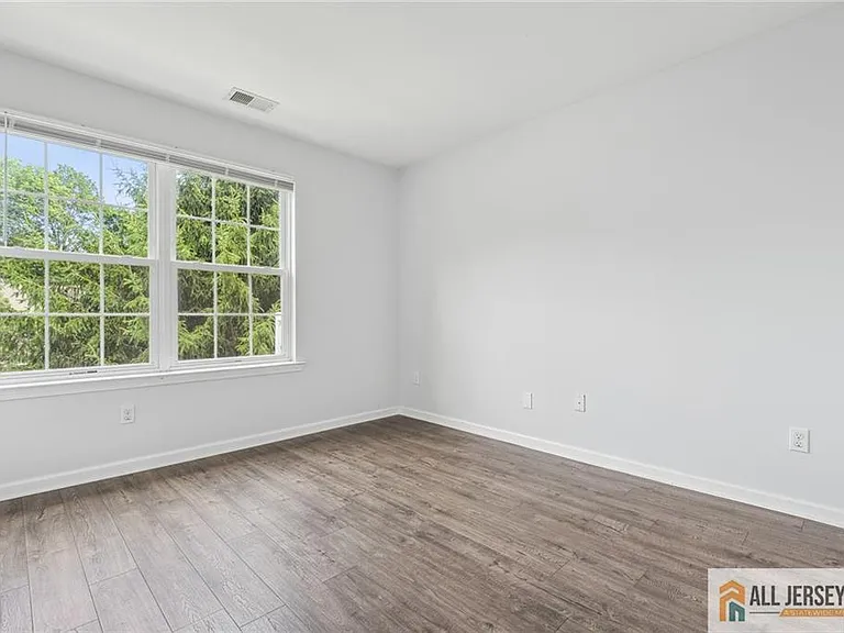 2602 Cypress Ln — Photo 18