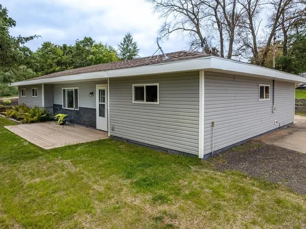 S3125 Highway 136, Reedsburg, WI 53959