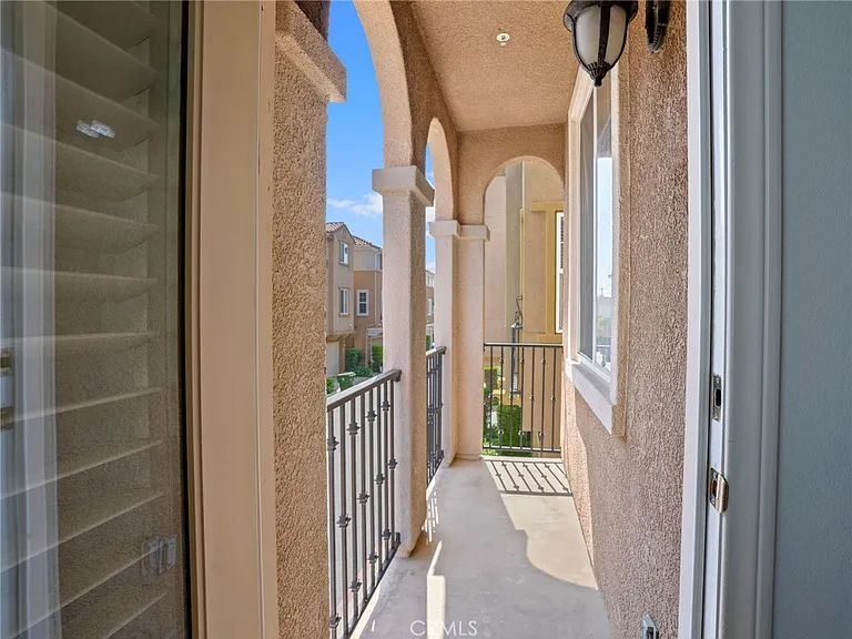 1309 Songbird Way — Photo 31