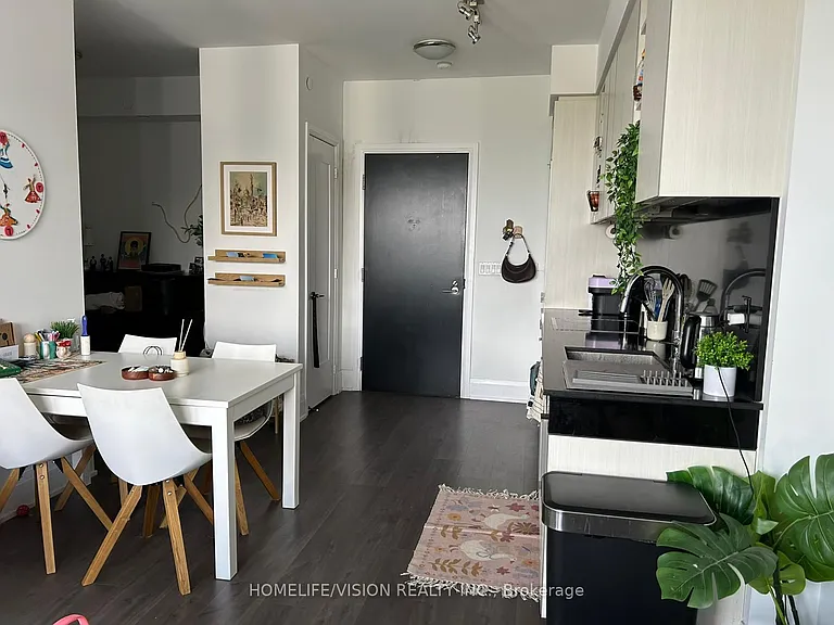 101 Erskine Ave #2201 — Photo 7