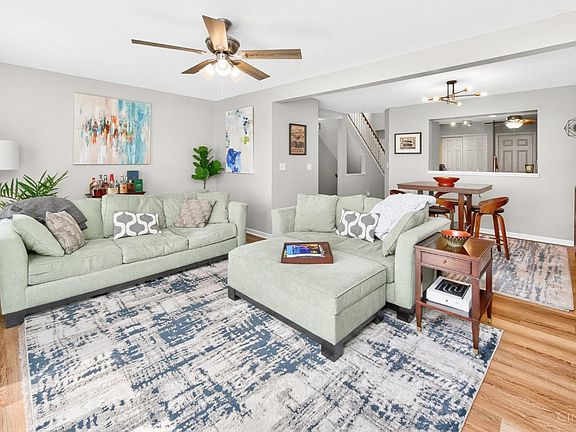 3rd image of 4027 Fieldsedge Dr