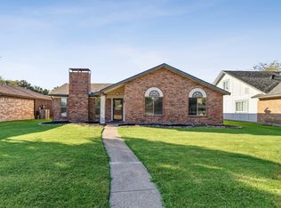 2926 Chariot Ln, Garland, TX 75044