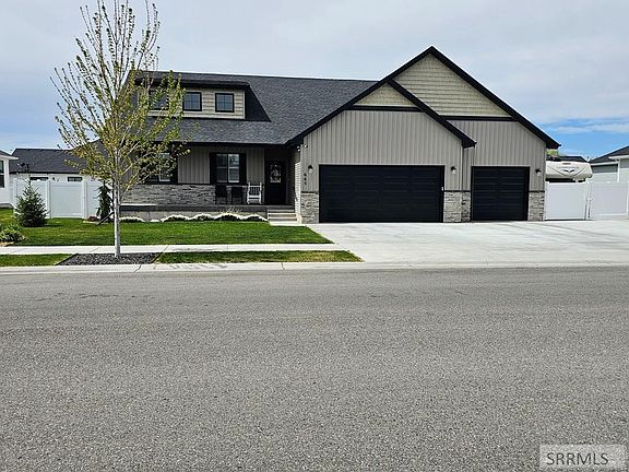 2nd image of 665 Hollow Dr