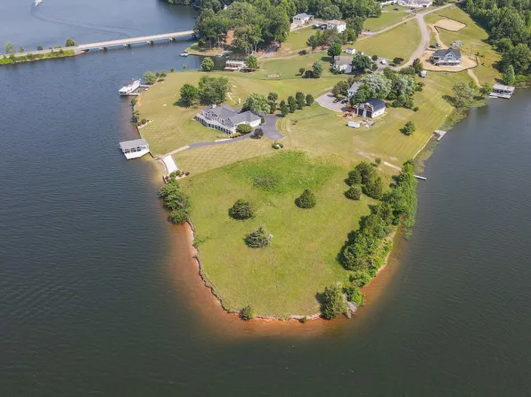 6101 Lake Front Way, Spotsylvania, VA 22551