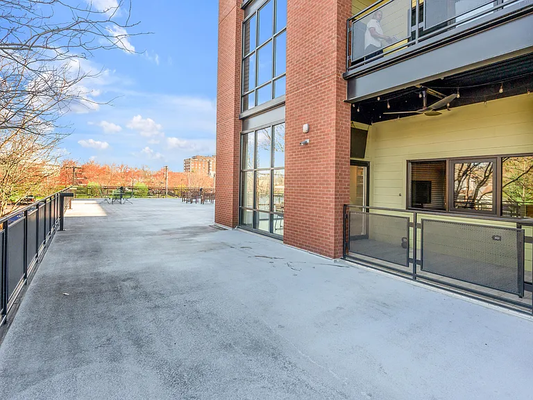 350 E Short St #209 — Photo 38