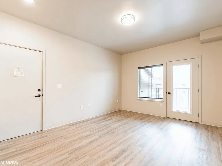 Eagle Valley Ranch Apartments — Photo 14