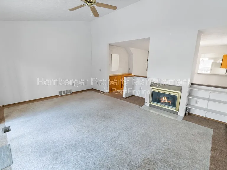 1603 E 33rd Ave #1603 — Photo 30