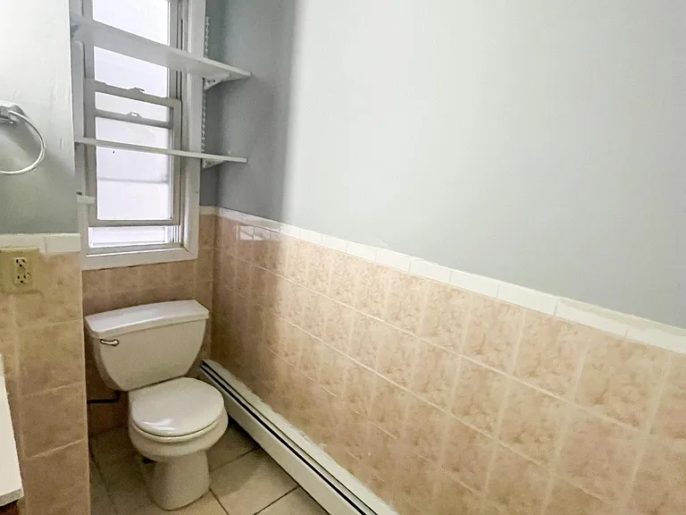 341 16th Ave #3F — Photo 8